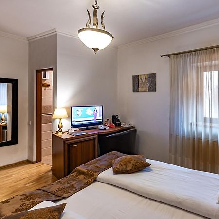 סיגישוארה Hotel Boutique Bulevard מראה חיצוני תמונה