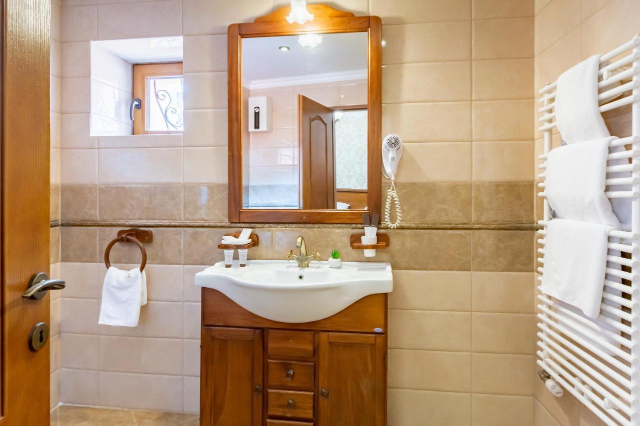 סיגישוארה Hotel Boutique Bulevard מראה חיצוני תמונה