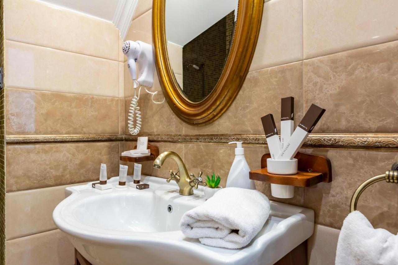סיגישוארה Hotel Boutique Bulevard מראה חיצוני תמונה