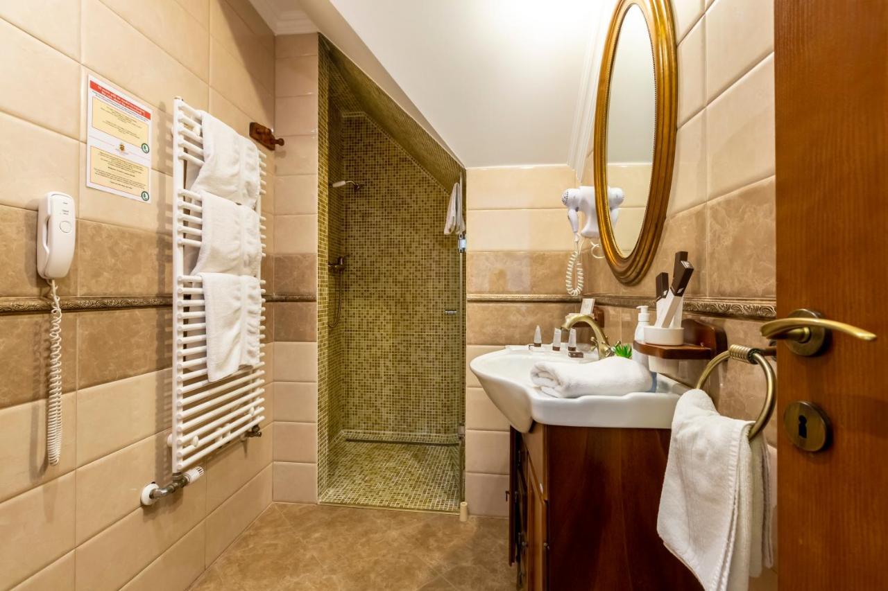 סיגישוארה Hotel Boutique Bulevard מראה חיצוני תמונה