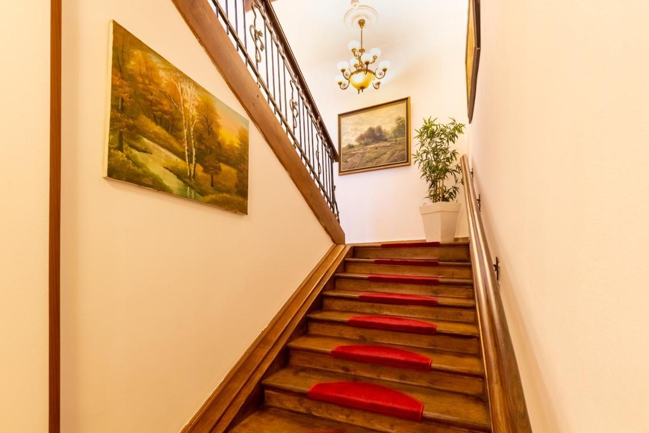 סיגישוארה Hotel Boutique Bulevard מראה חיצוני תמונה