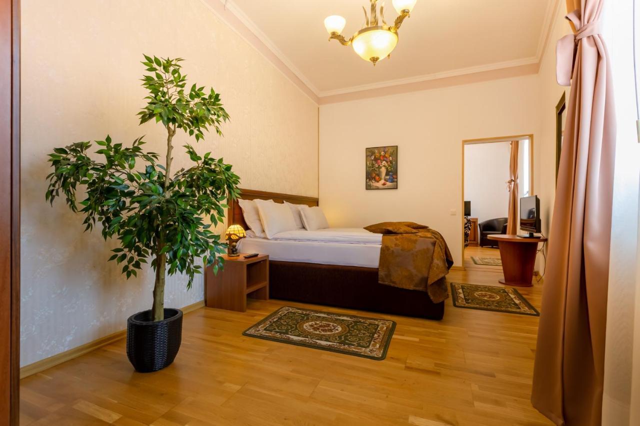 סיגישוארה Hotel Boutique Bulevard מראה חיצוני תמונה