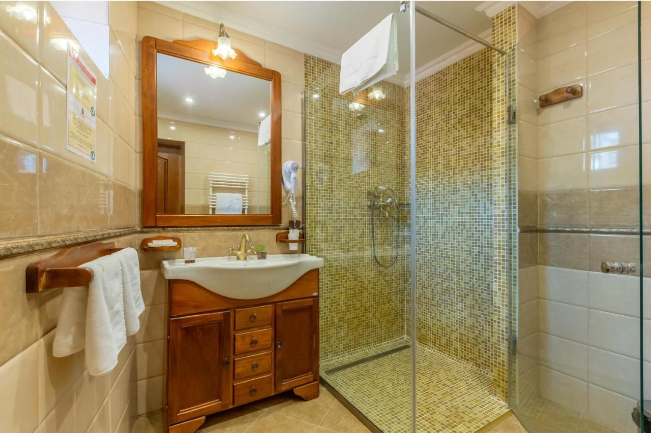 סיגישוארה Hotel Boutique Bulevard מראה חיצוני תמונה