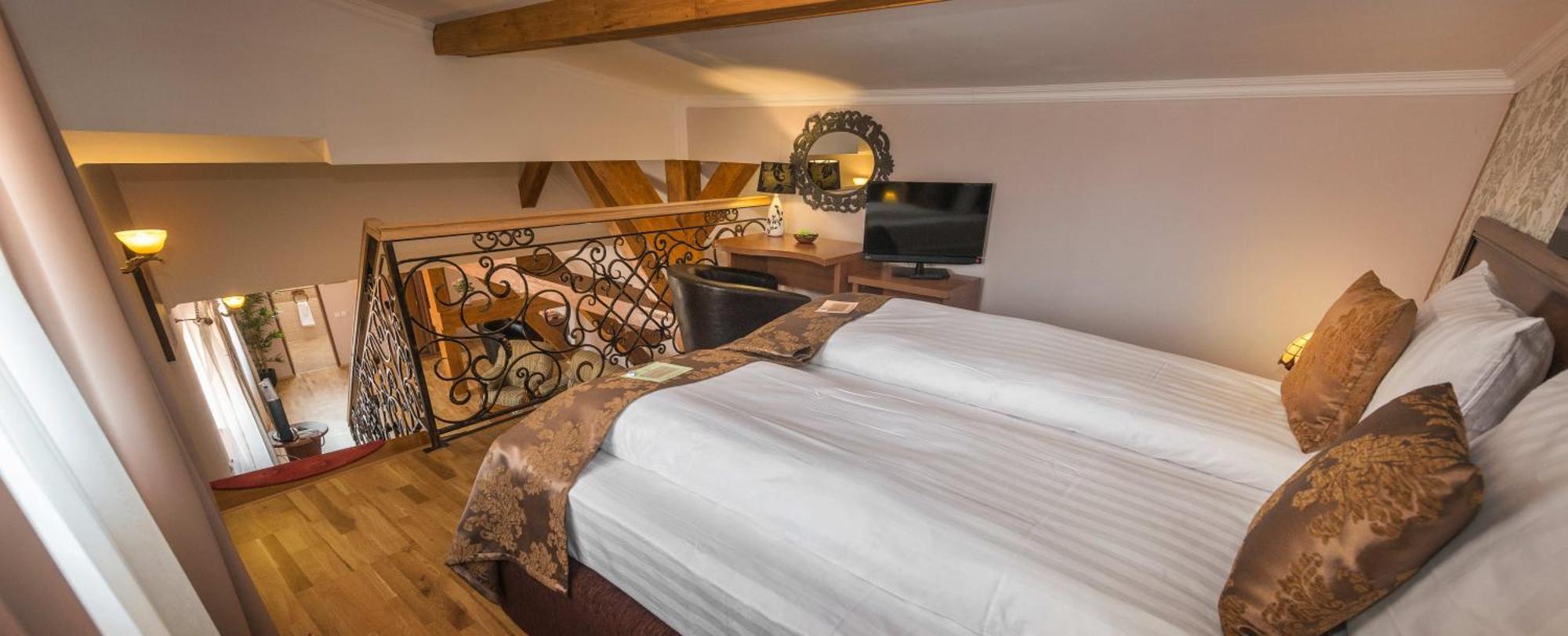 סיגישוארה Hotel Boutique Bulevard מראה חיצוני תמונה
