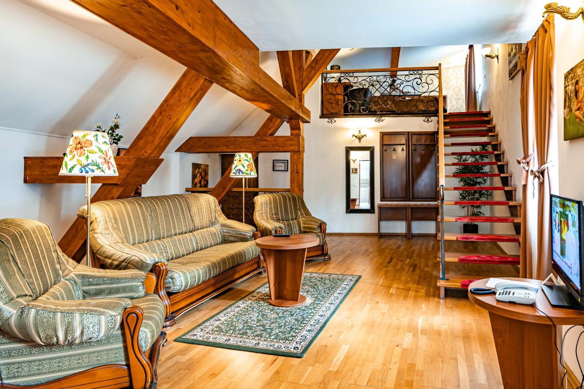 סיגישוארה Hotel Boutique Bulevard מראה חיצוני תמונה
