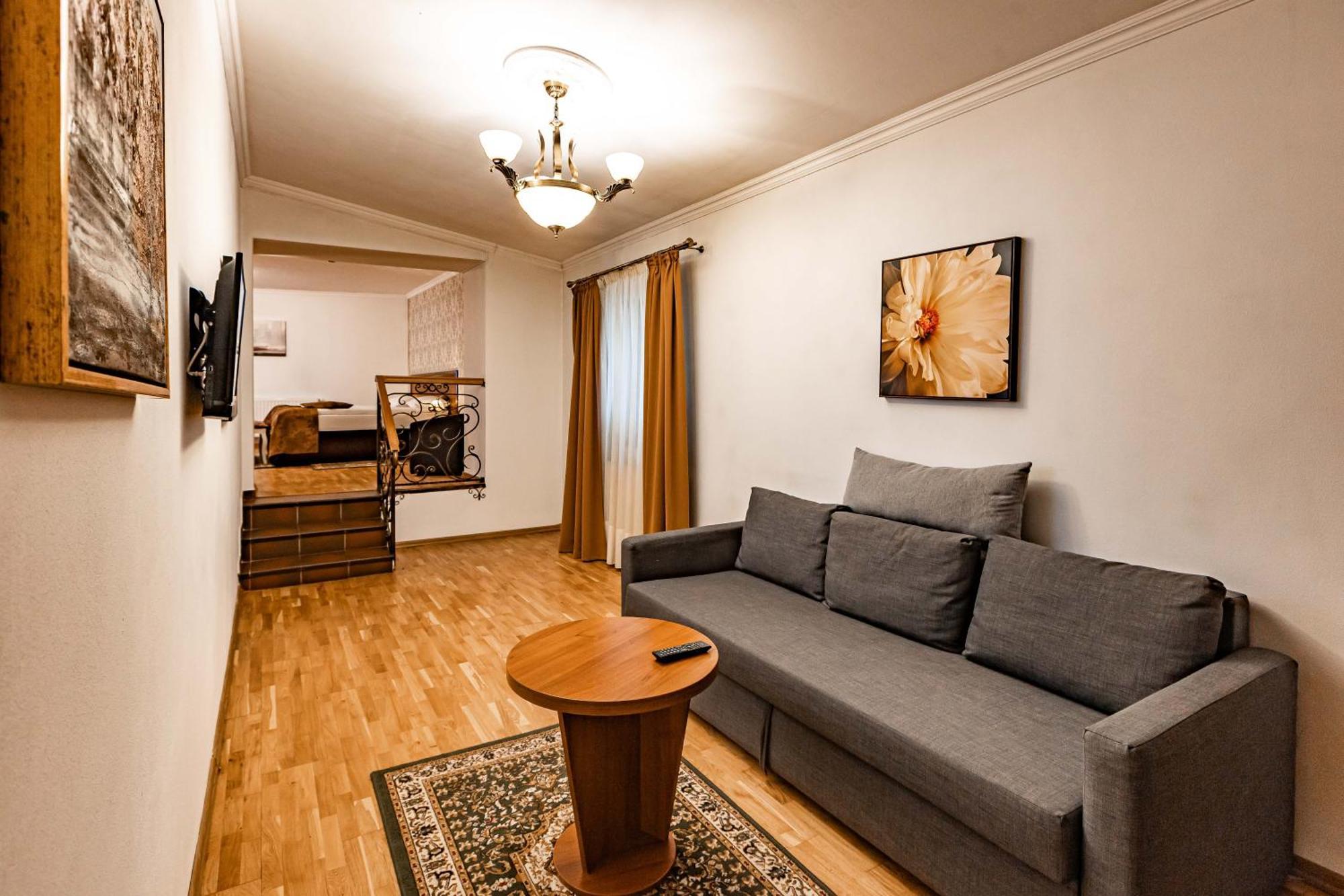 סיגישוארה Hotel Boutique Bulevard מראה חיצוני תמונה