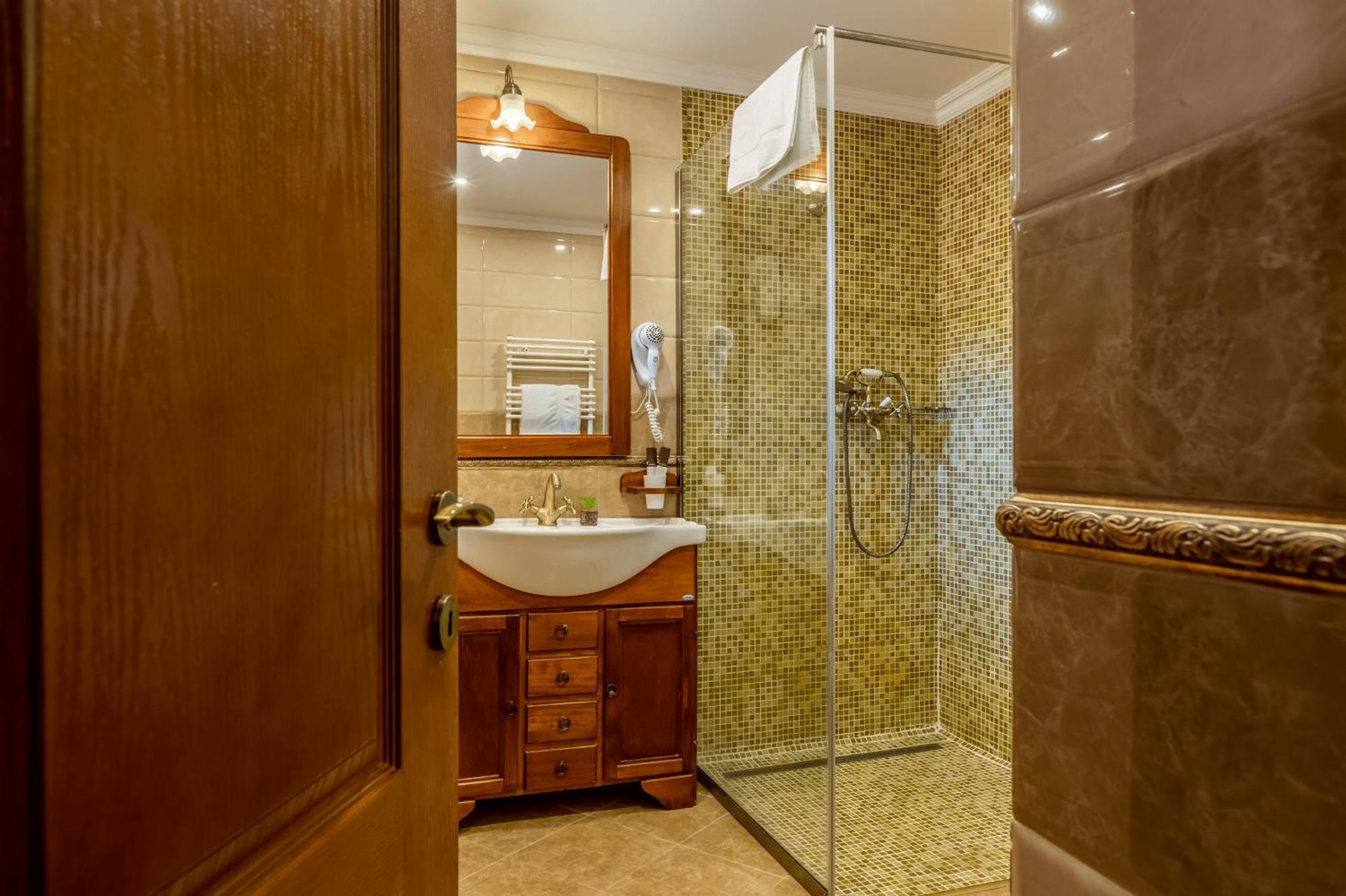 סיגישוארה Hotel Boutique Bulevard מראה חיצוני תמונה