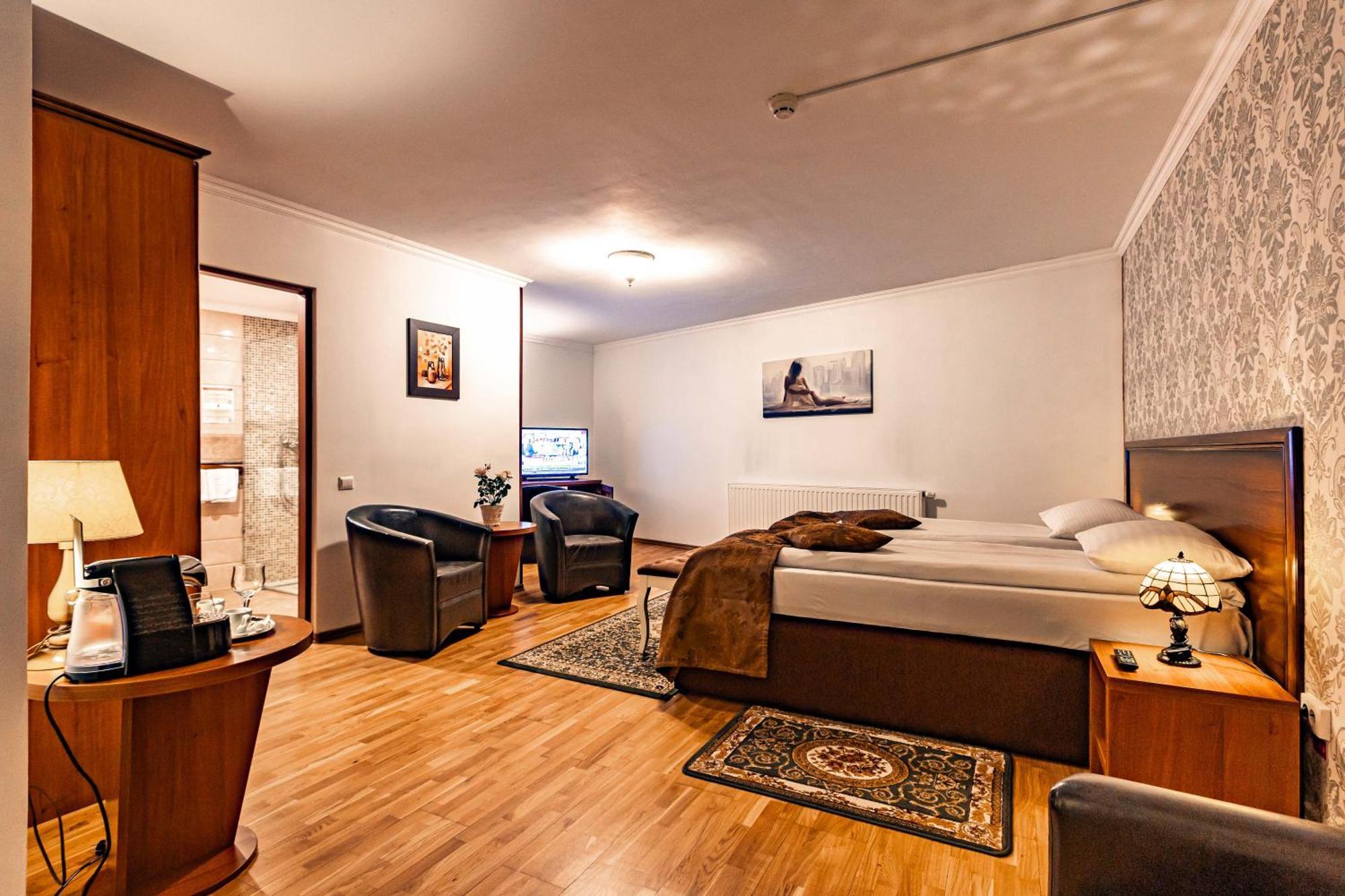 סיגישוארה Hotel Boutique Bulevard מראה חיצוני תמונה