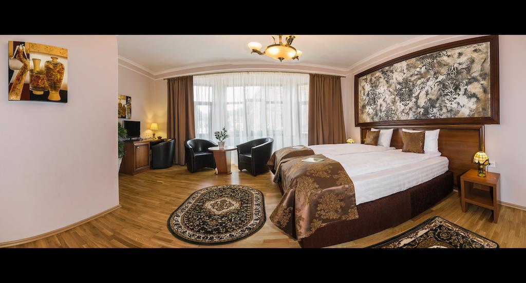 סיגישוארה Hotel Boutique Bulevard חדר תמונה
