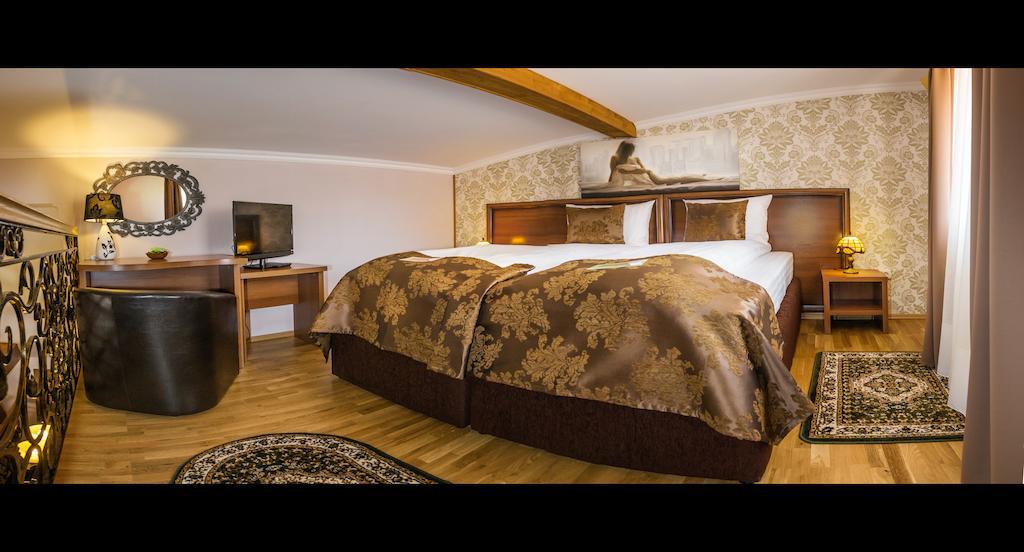 סיגישוארה Hotel Boutique Bulevard חדר תמונה