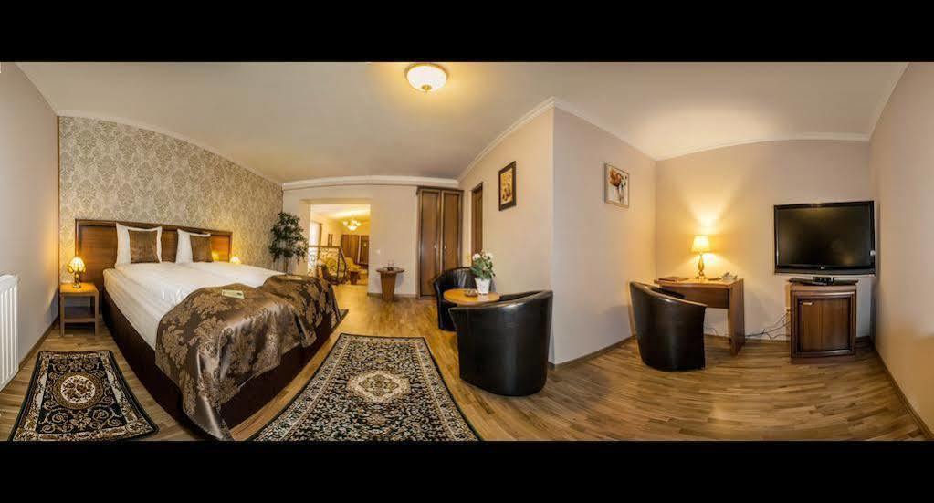 סיגישוארה Hotel Boutique Bulevard מראה חיצוני תמונה